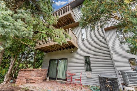 705 Lakeview Estates Morgantown WV 26508