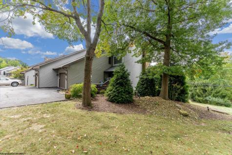 705 Lakeview Estates Morgantown WV 26508
