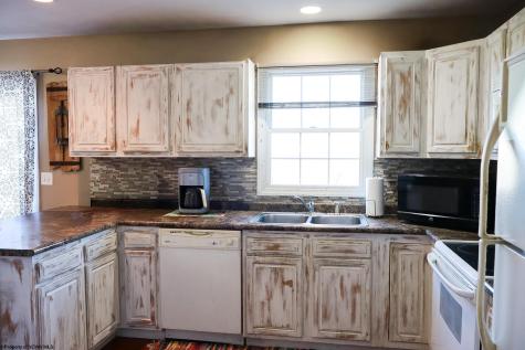 277 Donna Avenue Morgantown WV 26505