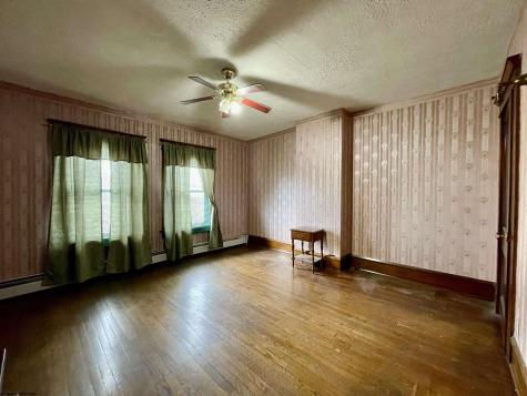 15 10th Street Elkins WV 26241