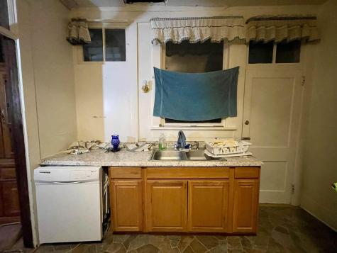 15 10th Street Elkins WV 26241