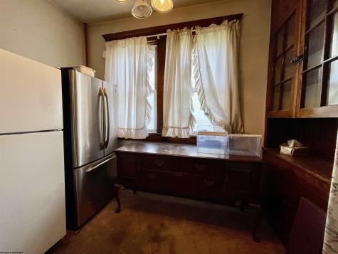 15 10th Street Elkins WV 26241