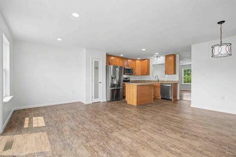 305 Falcon Run Road Morgantown WV 26508