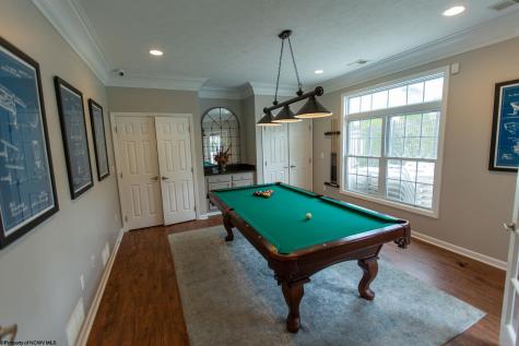 305 Falcon Run Road Morgantown WV 26508