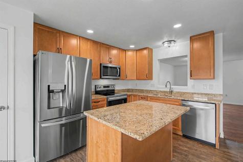 305 Falcon Run Road Morgantown WV 26508