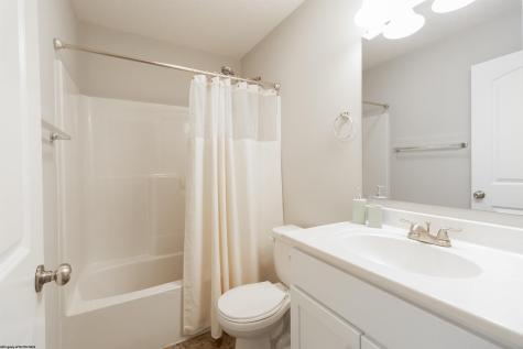 204 N Mimosa Lane Bridgeport WV 26330