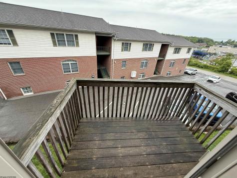 12 Silver Creek Drive Morgantown WV 26505