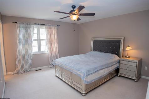 114 Donna Avenue Morgantown WV 26508