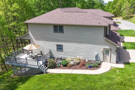 12 Oak Ridge Drive Morgantown WV 26508