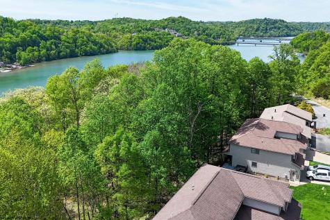 12 Oak Ridge Drive Morgantown WV 26508