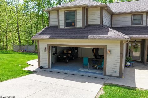12 Oak Ridge Drive Morgantown WV 26508