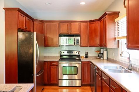 12 Oak Ridge Drive Morgantown WV 26508