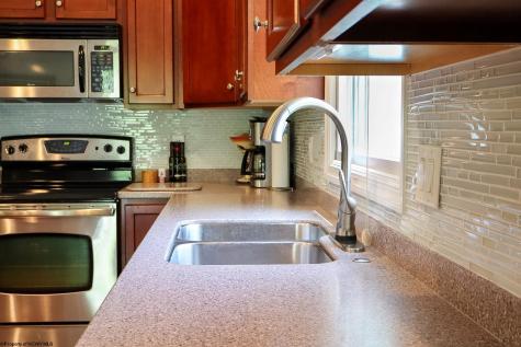 12 Oak Ridge Drive Morgantown WV 26508