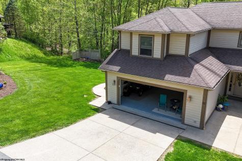 12 Oak Ridge Drive Morgantown WV 26508