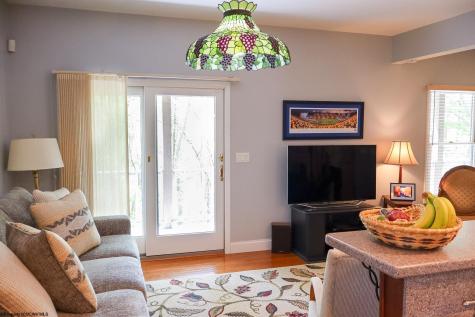 12 Oak Ridge Drive Morgantown WV 26508
