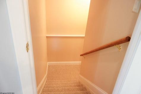 12 Oak Ridge Drive Morgantown WV 26508