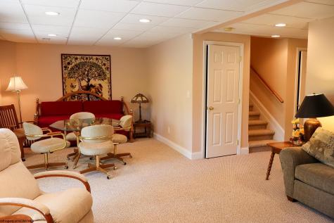 12 Oak Ridge Drive Morgantown WV 26508