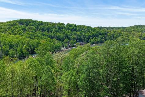 12 Oak Ridge Drive Morgantown WV 26508