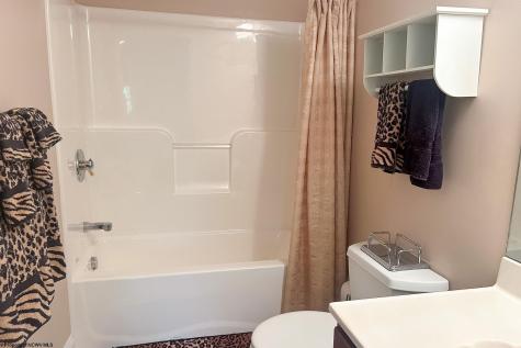 12 Oak Ridge Drive Morgantown WV 26508
