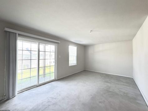 57 Hewstone Court Morgantown WV 26501