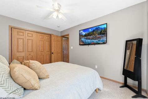 868 Tremont Street Morgantown WV 26505