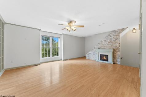 10 Clear Spring Drive Morgantown WV 26508