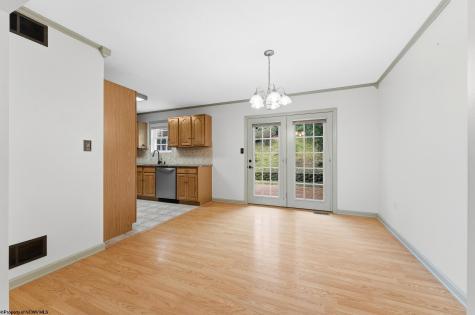 10 Clear Spring Drive Morgantown WV 26508