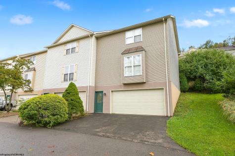 10 Clear Spring Drive Morgantown WV 26508