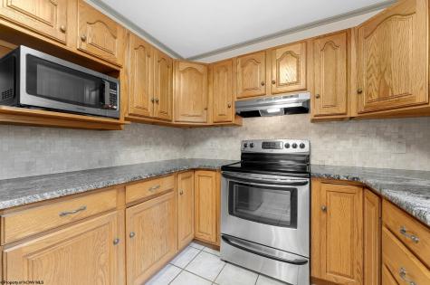 10 Clear Spring Drive Morgantown WV 26508