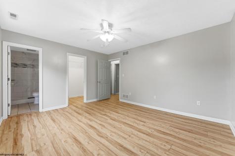 10 Clear Spring Drive Morgantown WV 26508