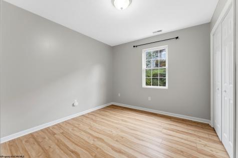 10 Clear Spring Drive Morgantown WV 26508