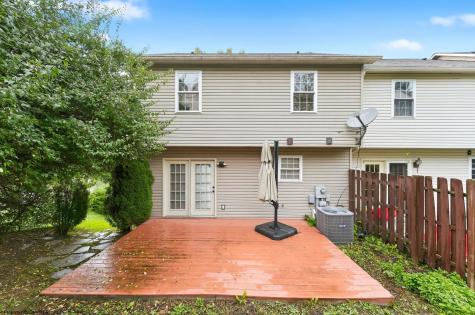10 Clear Spring Drive Morgantown WV 26508