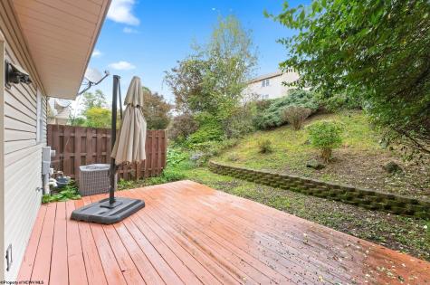 10 Clear Spring Drive Morgantown WV 26508
