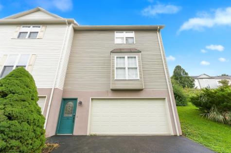 10 Clear Spring Drive Morgantown WV 26508