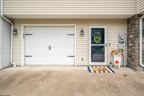 104 Eagle Drive Maidsville WV 26541