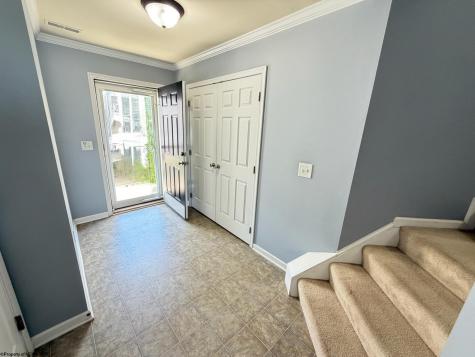 34 Robin Lane Morgantown WV 26508