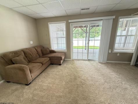 34 Robin Lane Morgantown WV 26508