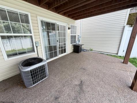 34 Robin Lane Morgantown WV 26508