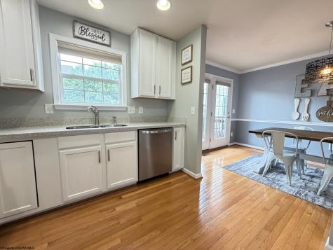 34 Robin Lane Morgantown WV 26508