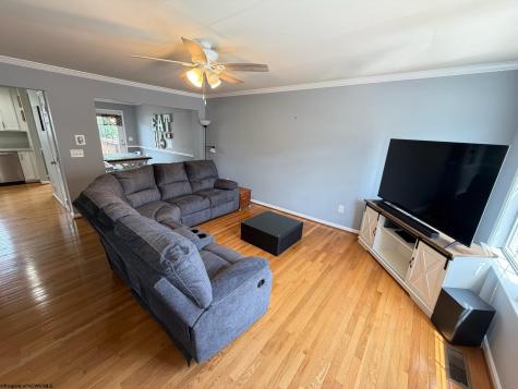 34 Robin Lane Morgantown WV 26508