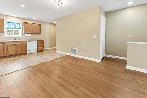 5 Flatts Lane Morgantown WV 26505