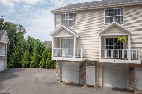 5 Flatts Lane Morgantown WV 26505