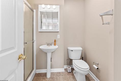 5 Flatts Lane Morgantown WV 26505