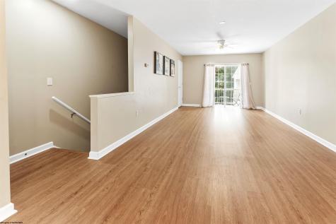 5 Flatts Lane Morgantown WV 26505