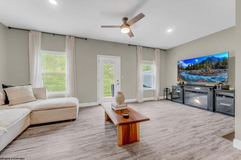 2056 Mountain Ash Lane Morgantown WV 26501