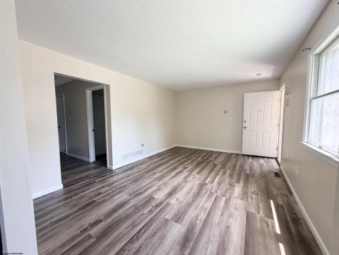 512 Worthington Drive Bridgeport WV 26330