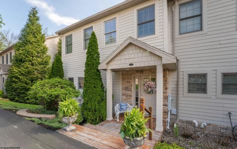 33 Waterside Drive Morgantown WV 26508
