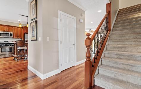 33 Waterside Drive Morgantown WV 26508