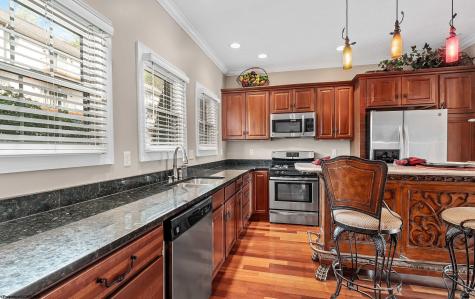 33 Waterside Drive Morgantown WV 26508