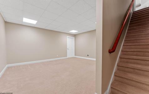 33 Waterside Drive Morgantown WV 26508